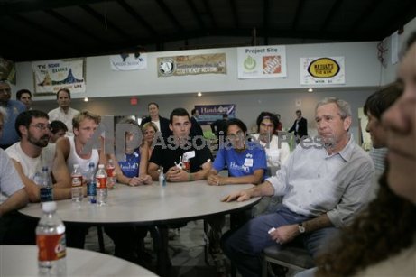 31429_614733986006_850787_n